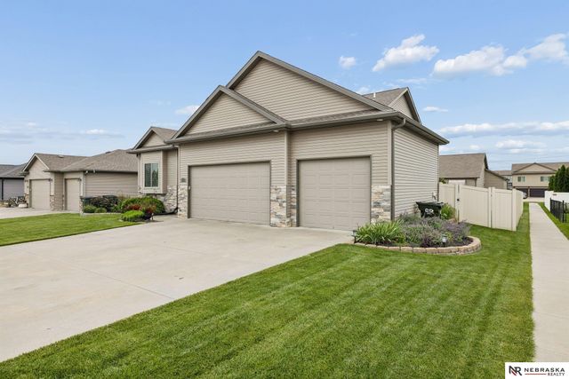 9310 Colby Street, Lincoln, NE 68505