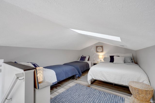 9653 S Harbour Pointe Drive, Bloomington, IN 47401