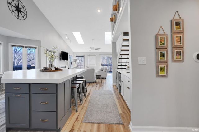 9653 S Harbour Pointe Drive, Bloomington, IN 47401