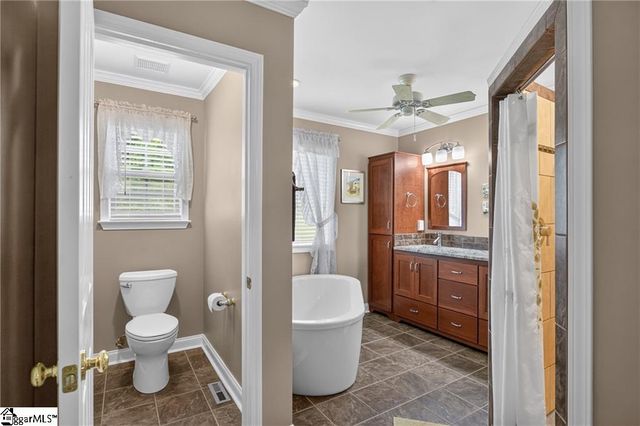 534 Broadwater Circle, Anderson, SC 29626