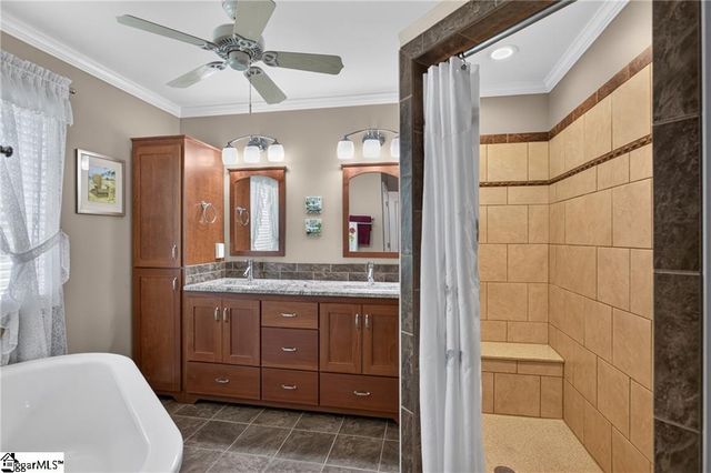 534 Broadwater Circle, Anderson, SC 29626