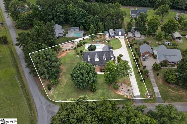 534 Broadwater Circle, Anderson, SC 29626