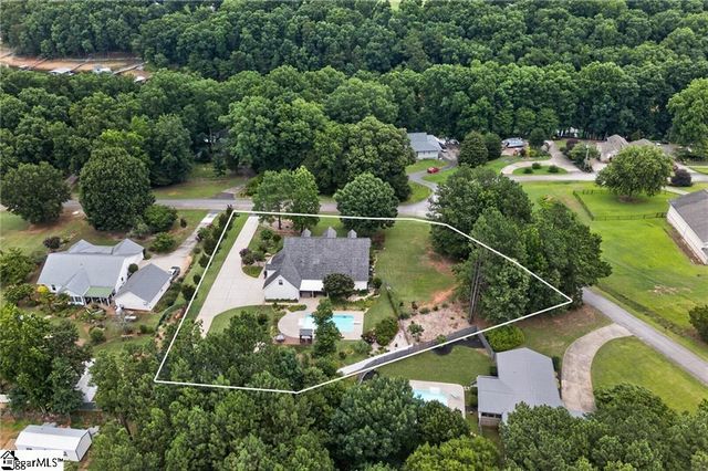 534 Broadwater Circle, Anderson, SC 29626