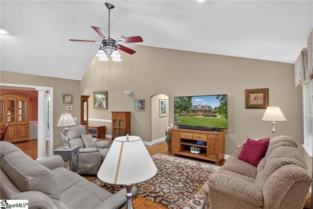 534 Broadwater Circle, Anderson, SC 29626
