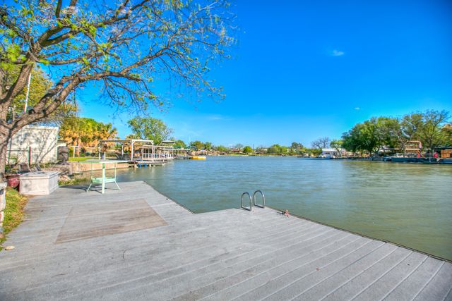 2618 Sleepy Hollow Road, San Angelo, TX 76904