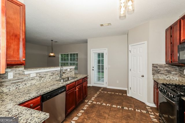 2722 Elkmont Ridge SW, Atlanta, GA 30331