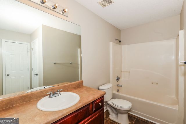 2722 Elkmont Ridge SW, Atlanta, GA 30331