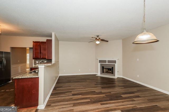 2722 Elkmont Ridge SW, Atlanta, GA 30331