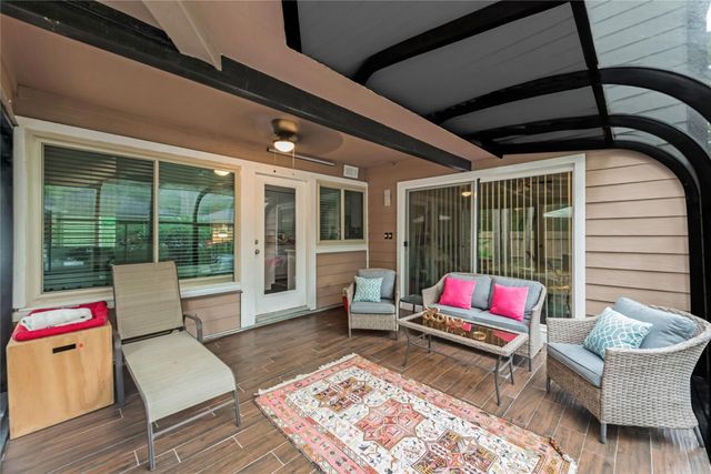 2 Summer Morning Court, The Woodlands, TX 77381