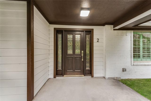 2 Summer Morning Court, The Woodlands, TX 77381
