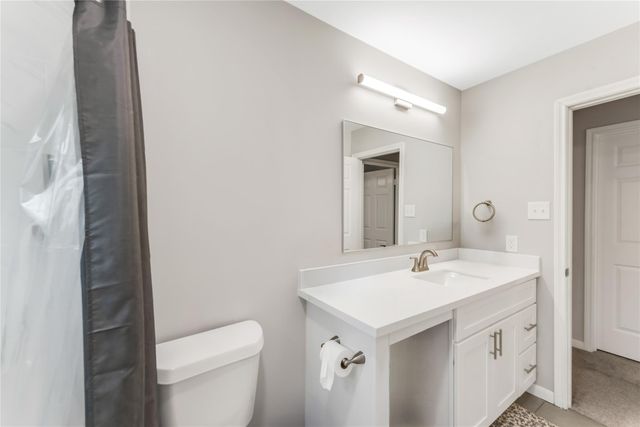 2 Summer Morning Court, The Woodlands, TX 77381