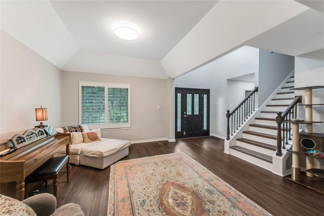 2 Summer Morning Court, The Woodlands, TX 77381