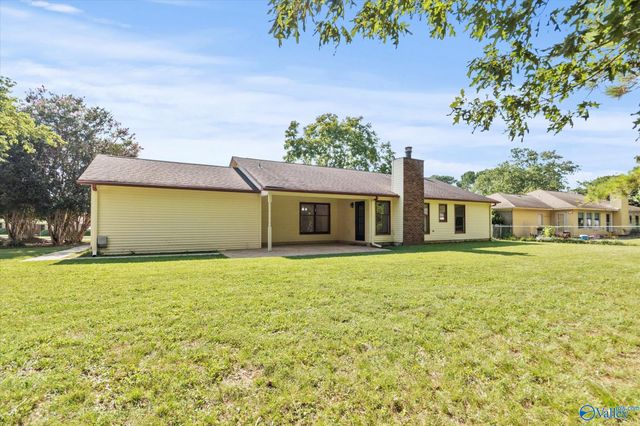 8459 Hogan Drive SE, Huntsville, AL 35802
