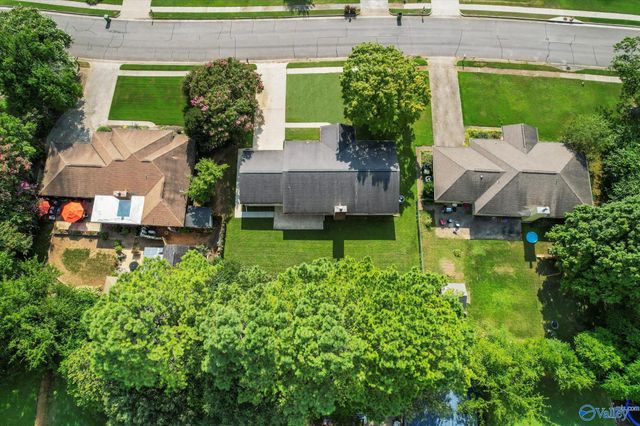 8459 Hogan Drive SE, Huntsville, AL 35802