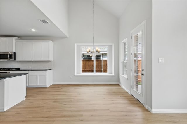 905 Schuberts Road, Justin, TX 76247