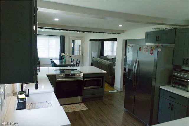 3187 Grenfall Road, Norton, OH 44203