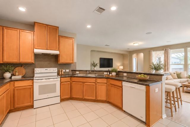 6808 Ondantra BND, Austin, TX 78744