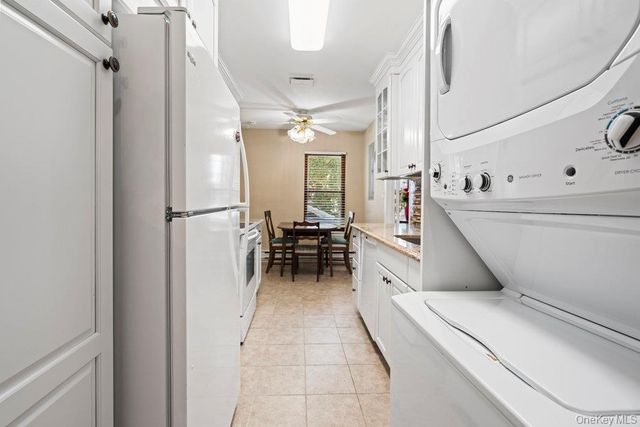 304 Gotham Way, Saint James, NY 11780