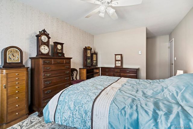 304 Gotham Way, Saint James, NY 11780