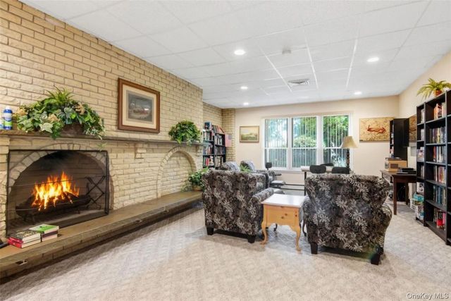 304 Gotham Way, Saint James, NY 11780