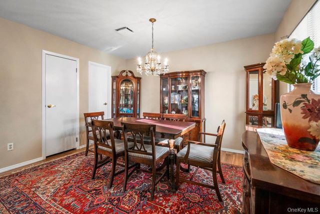 304 Gotham Way, Saint James, NY 11780