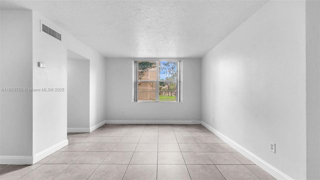 1825 W 56th St 111, Hialeah, FL 33012