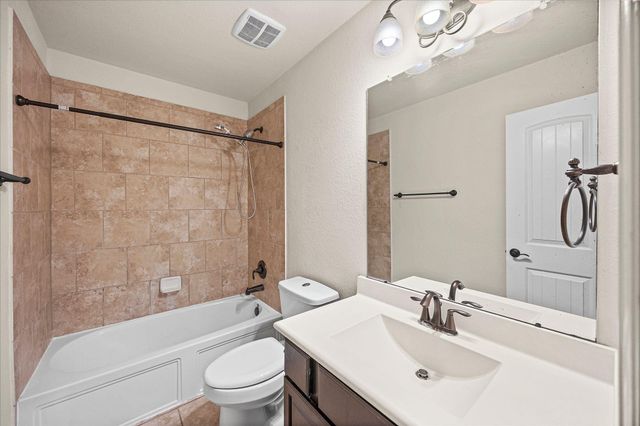 17206 Lowell Lake Lane, Humble, TX 77346