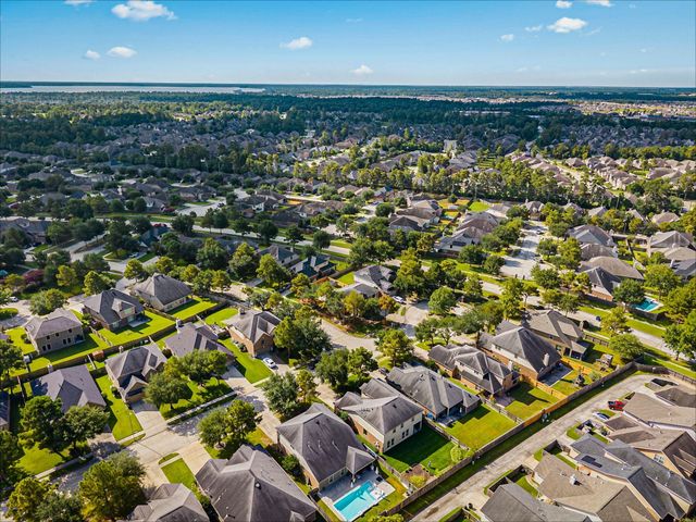 17206 Lowell Lake Lane, Humble, TX 77346