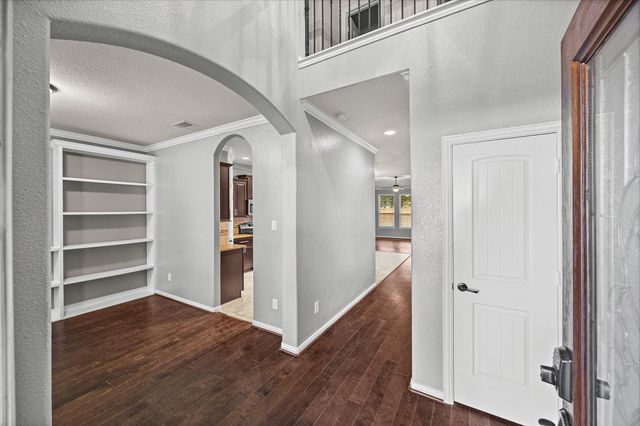 17206 Lowell Lake Lane, Humble, TX 77346