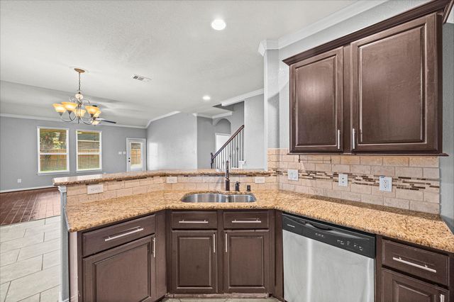 17206 Lowell Lake Lane, Humble, TX 77346
