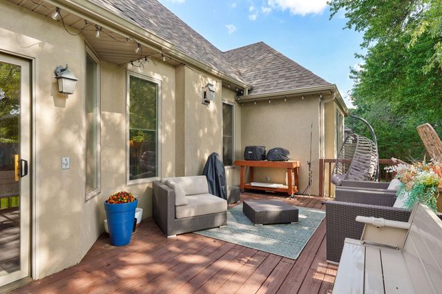 1113 S Carriage Avenue, Springfield, MO 65809