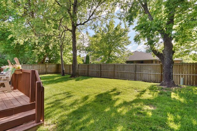 1113 S Carriage Avenue, Springfield, MO 65809