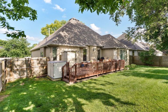 1113 S Carriage Avenue, Springfield, MO 65809