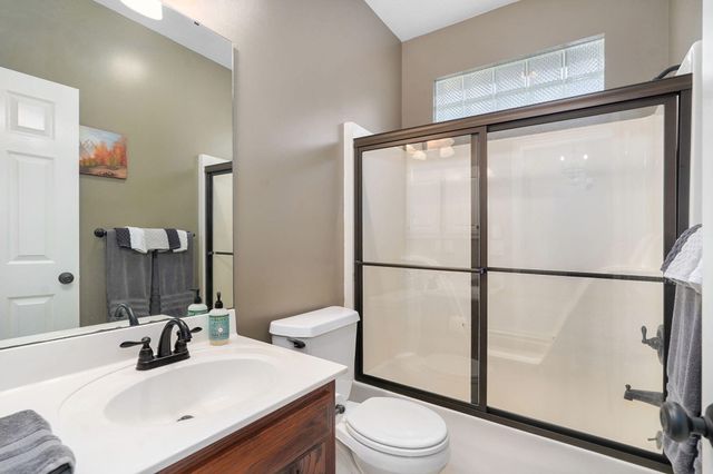1113 S Carriage Avenue, Springfield, MO 65809