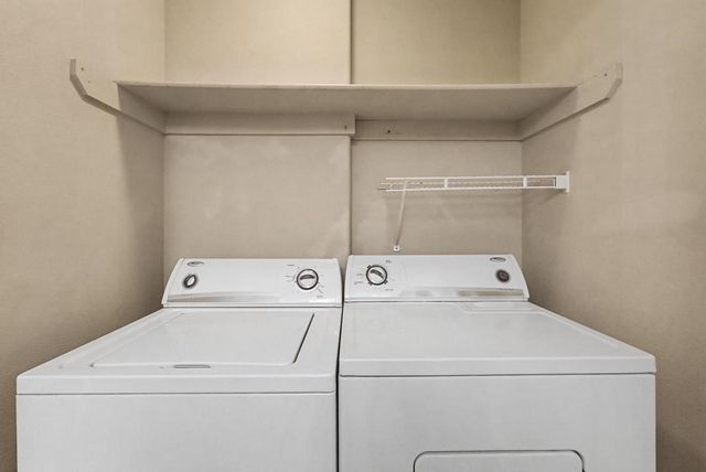 2205 Ellington Drive A, Springdale, AR 72762