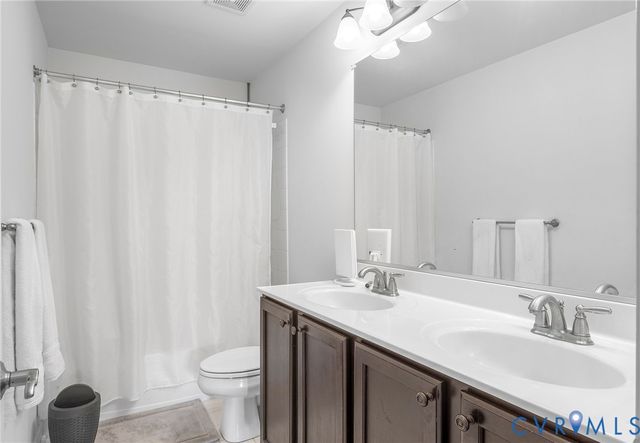 7025 Swanhaven Dr, Chesterfield, VA 23234