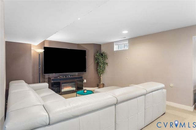 7025 Swanhaven Dr, Chesterfield, VA 23234