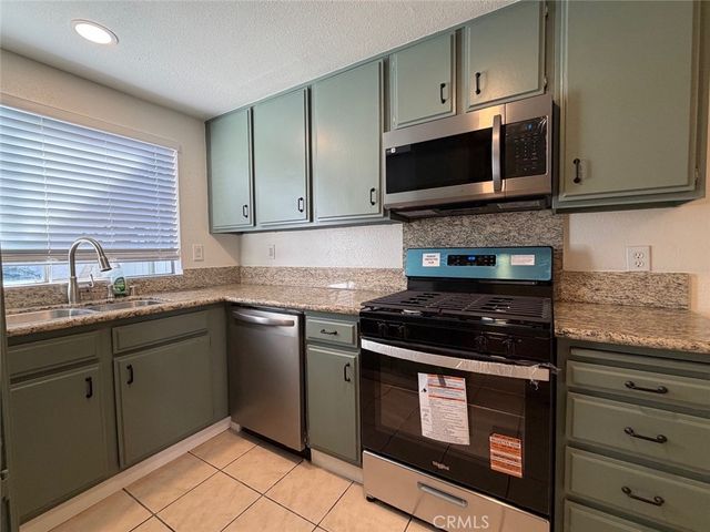 1916 E 5th, Ontario, CA 91764