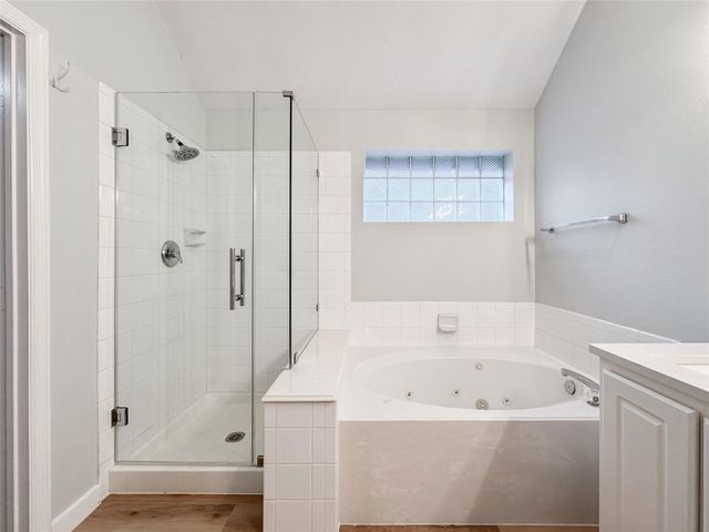 27 Auburn Path Drive, The Woodlands, TX 77382