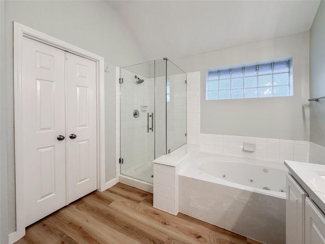 27 Auburn Path Drive, The Woodlands, TX 77382