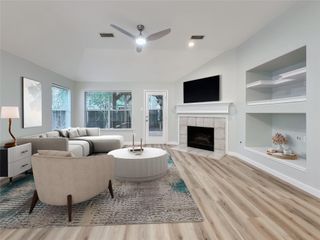 27 Auburn Path Drive, The Woodlands, TX 77382