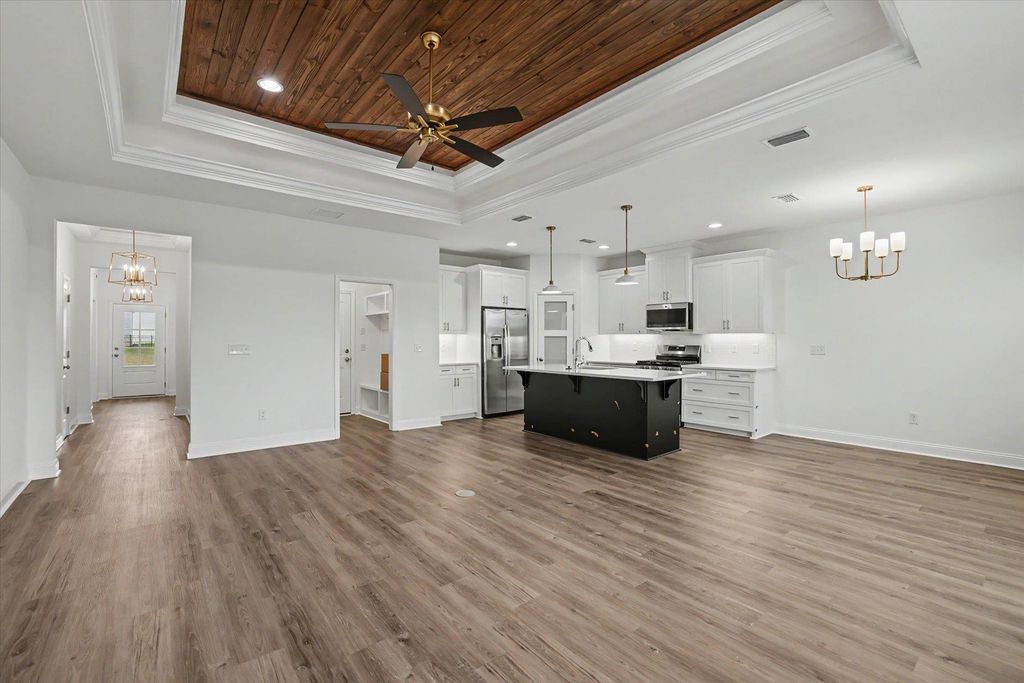 Image 17 of property listing at 4236 Landry Lane, Tallahassee, FL 32317
