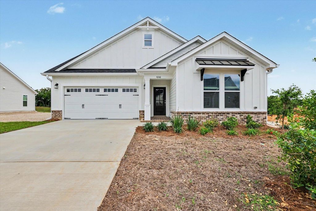 Image 3 of property listing at 4236 Landry Lane, Tallahassee, FL 32317