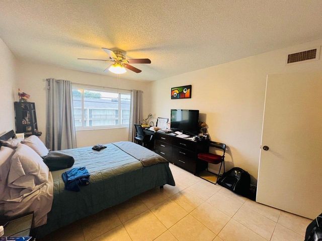 5820 NE 22nd Way 628, Fort Lauderdale, FL 33308