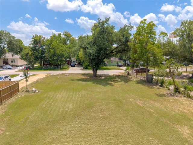 10525 Muscatine Street, Houston, TX 77029