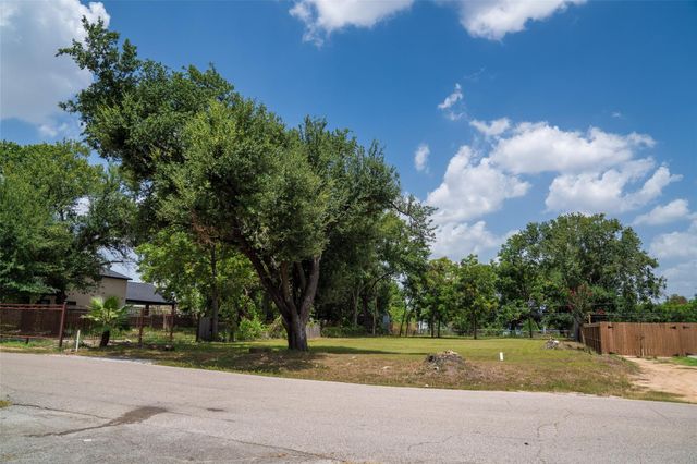 10525 Muscatine Street, Houston, TX 77029
