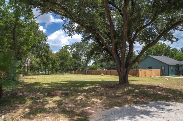 10525 Muscatine Street, Houston, TX 77029