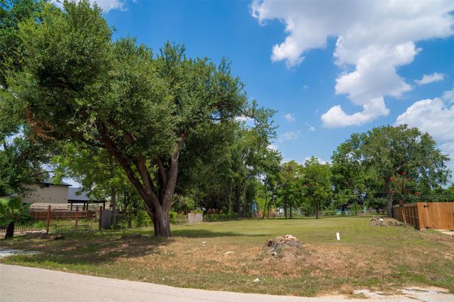 10525 Muscatine Street, Houston, TX 77029