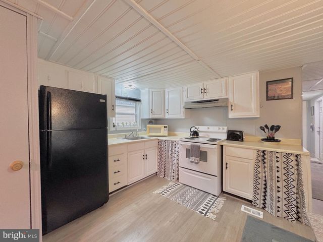 32000 JANICE RD #42942, Lewes, DE 19958