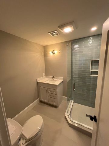 33 Hovey St 33, Watertown, MA 02472